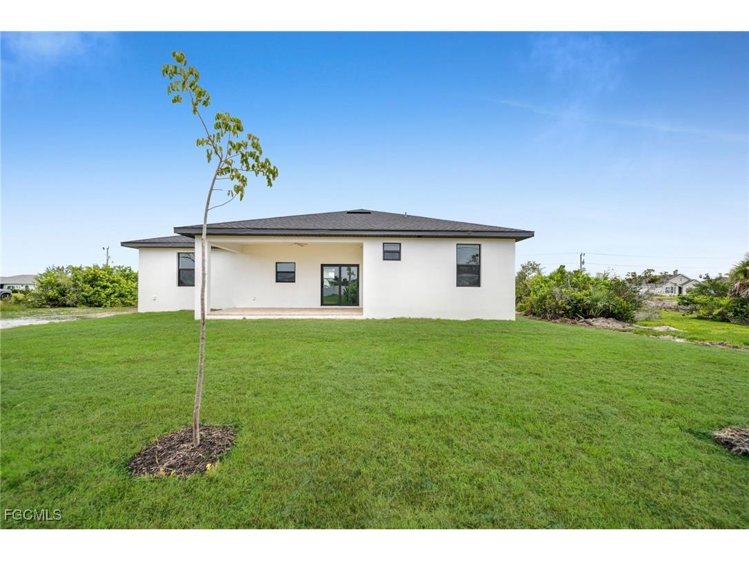 2836 NW 5th Terrace Cape Coral FL 33993 2025024139 image30