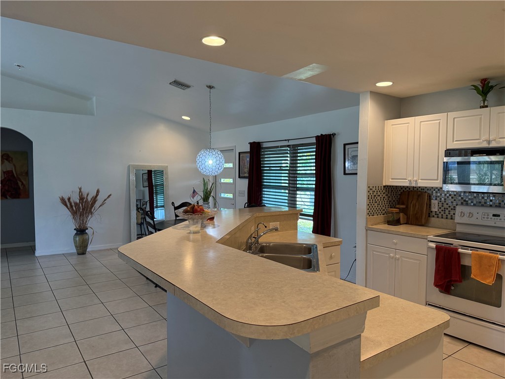 2837 NW 21st Avenue Cape Coral FL 33993 2025023882 image13