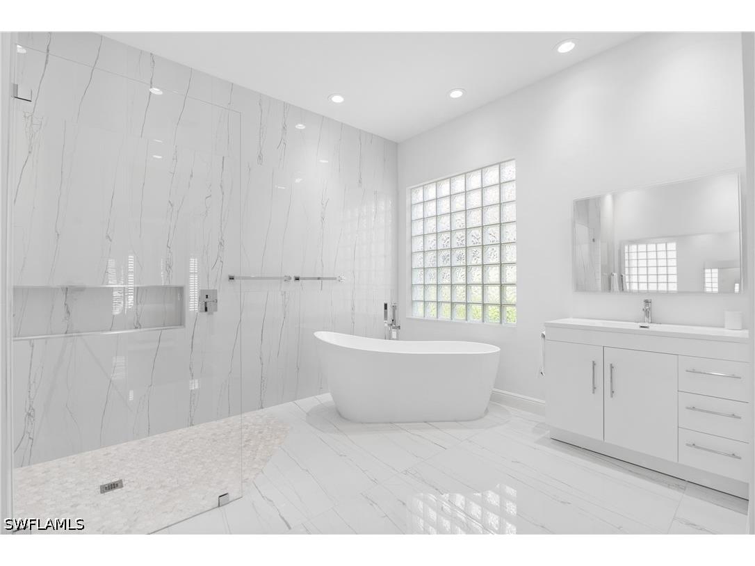 28381 Altessa Way Bonita Springs FL 34135 226020594 image18