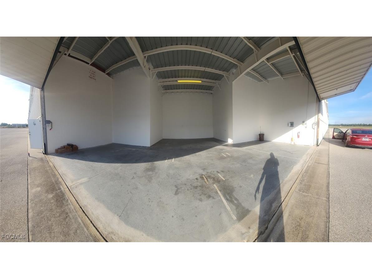 28390 Challenger Boulevard #B9 Punta Gorda FL 33982 2025022696 image1