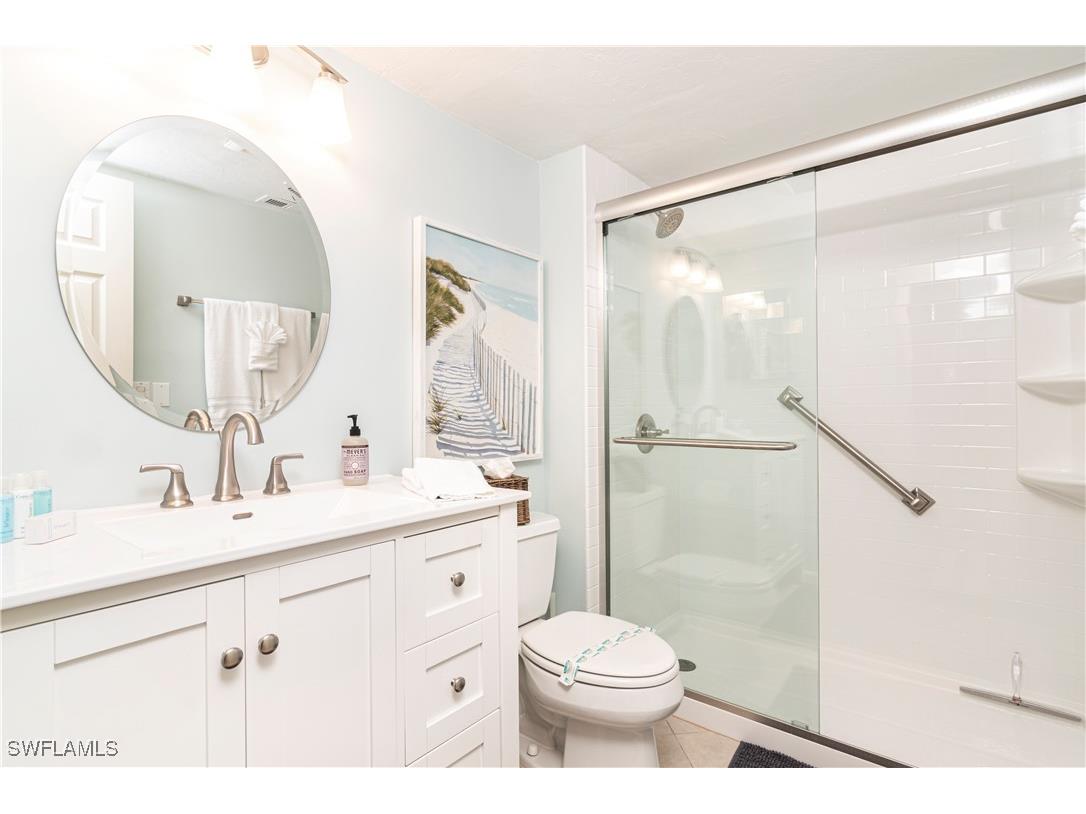 284 4th Street S #103 Naples FL 34102 225082881 image8