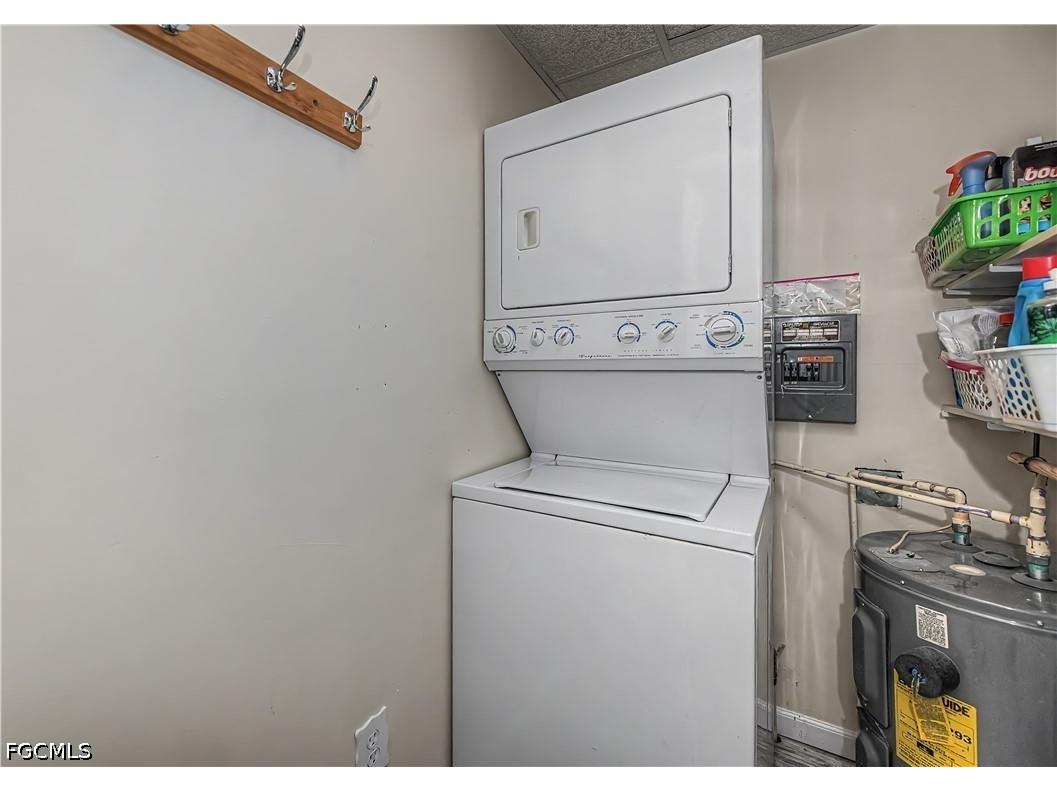 284 Blue Spring Terrace North Fort Myers FL 33903 2026028755 image12