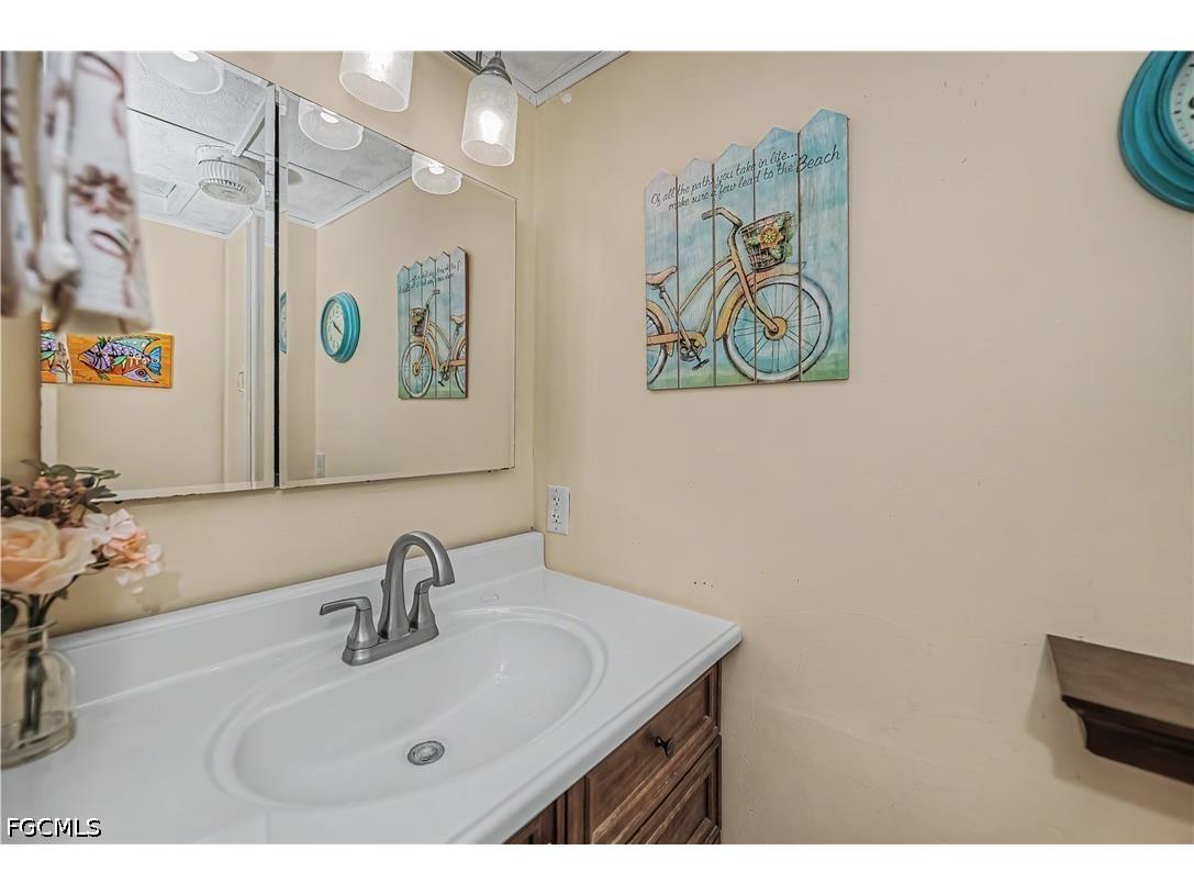 284 Blue Spring Terrace North Fort Myers FL 33903 2026028755 image25
