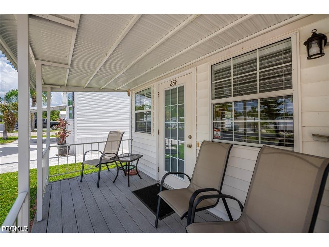 284 Blue Spring Terrace North Fort Myers FL 33903 2026028755 image7