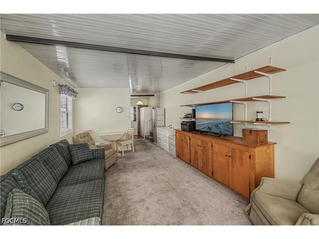 284 Blue Spring Terrace North Fort Myers FL 33903 2026028755 image9