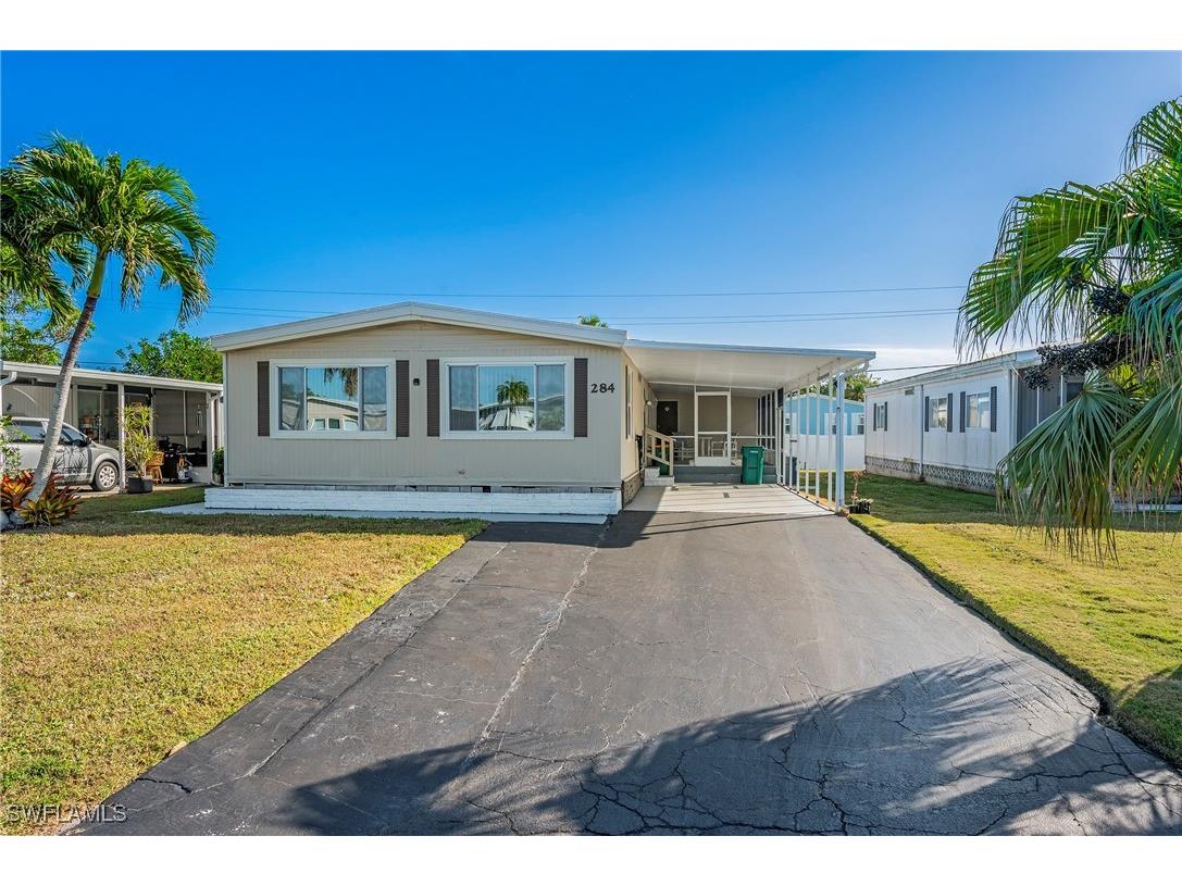 284 Cape Sable Drive Naples FL 34104 224104533 image1