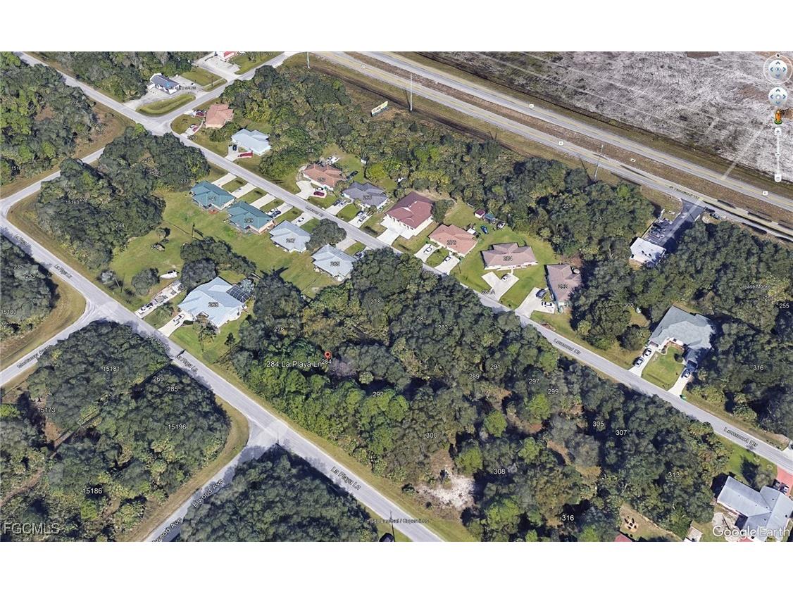 284 La Playa Lane Port Charlotte FL 33953 2025010997 image1