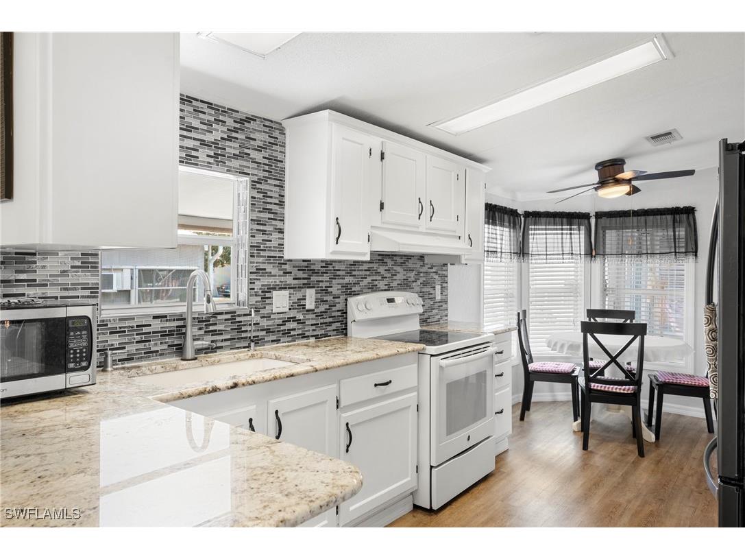 284 Poinsettia Drive Fort Myers FL 33905 225017757 image1