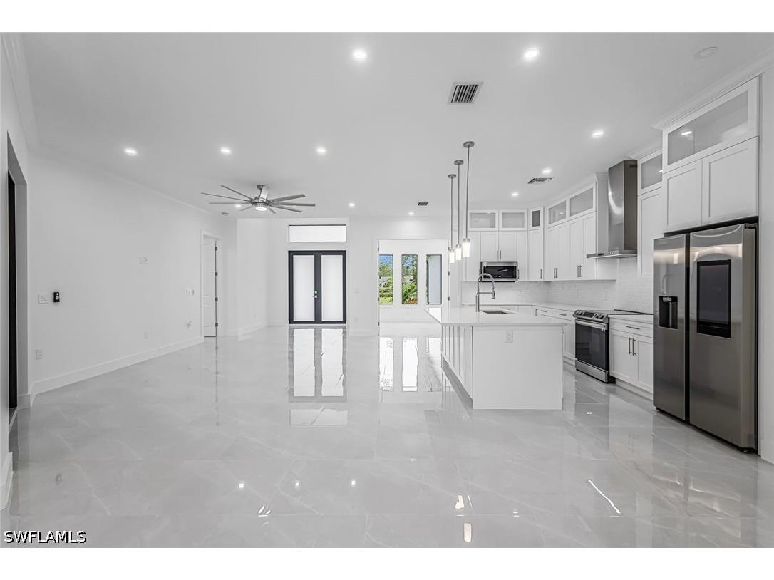 2840 Golden Gate Boulevard W Naples FL 34120 226021680 image11