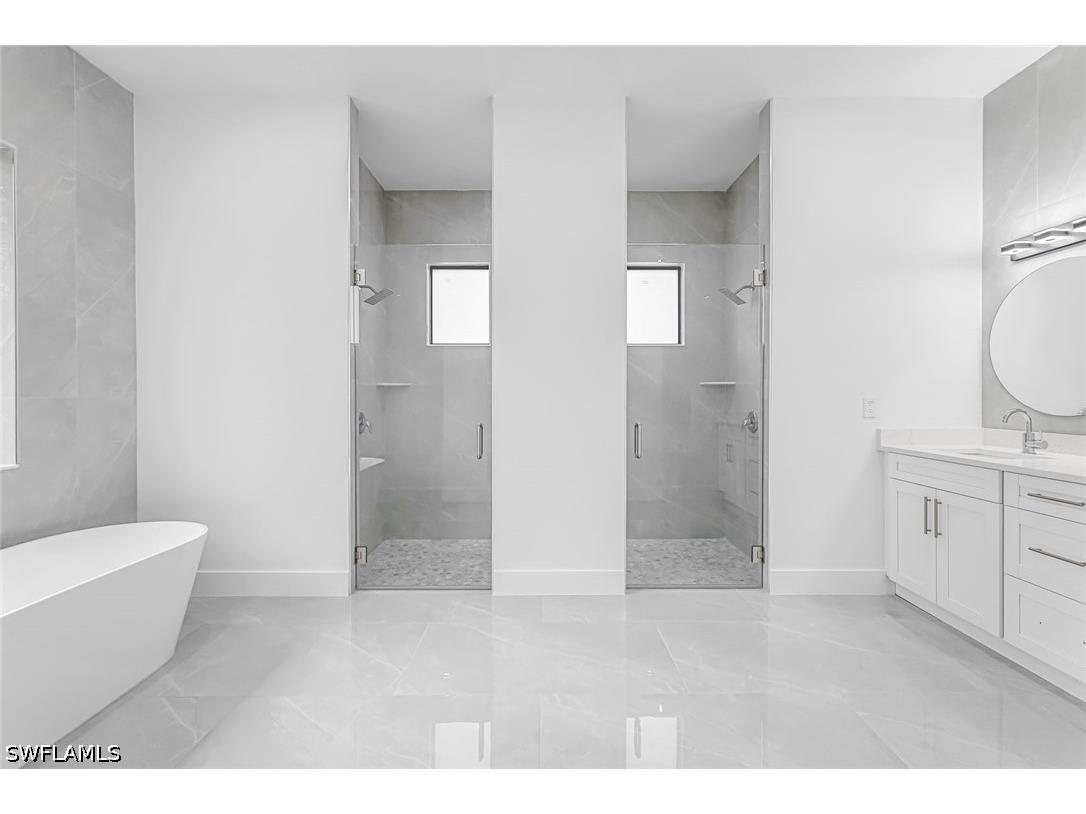 2840 Golden Gate Boulevard W Naples FL 34120 226021680 image23