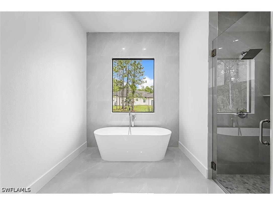 2840 Golden Gate Boulevard W Naples FL 34120 226021680 image25