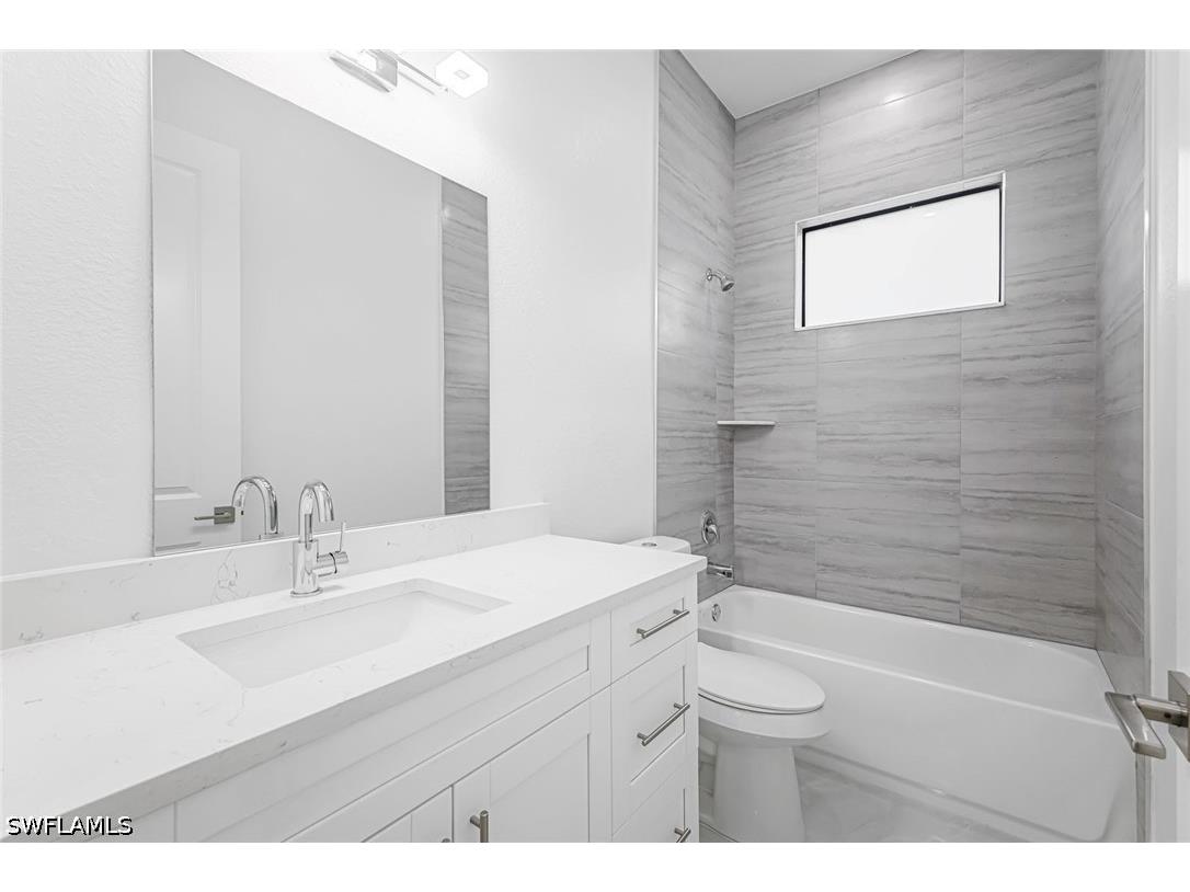 2840 Golden Gate Boulevard W Naples FL 34120 226021680 image29