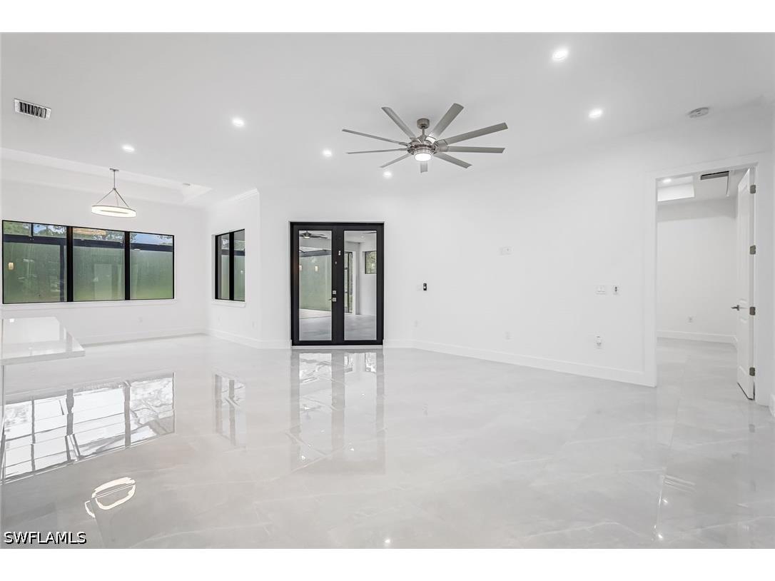 2840 Golden Gate Boulevard W Naples FL 34120 226021680 image9