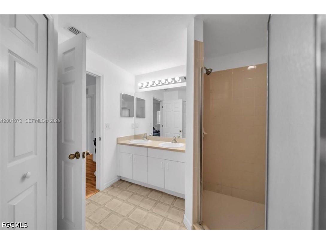 2840 NW 2nd Terrace Cape Coral FL 33993 2026019558 image23