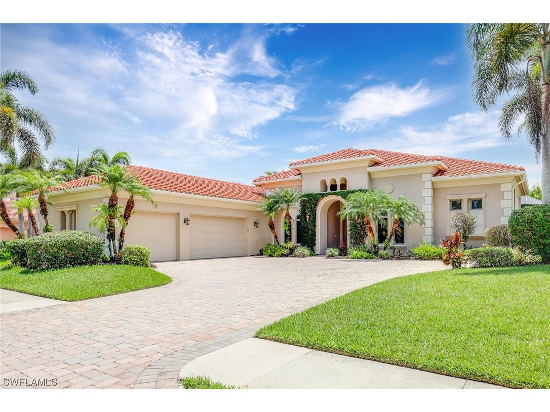 2840 Wild Orchid Court Naples FL 34119 223041173 image1