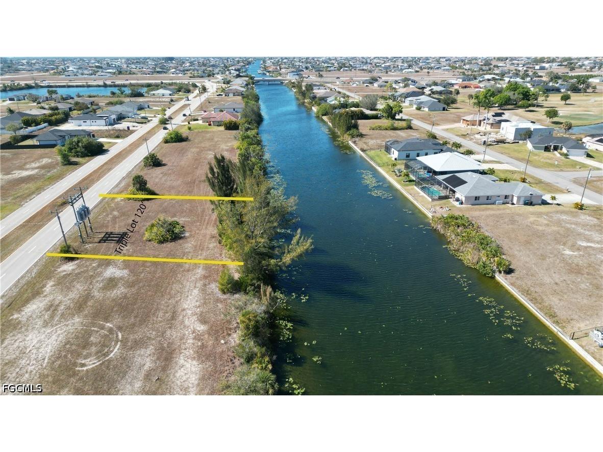2841 & 2839 Diplomat Parkway W Cape Coral FL 33993 2026007145 image6