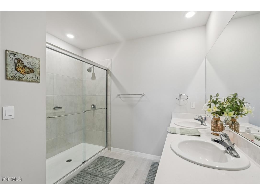 2841 Pillar Coral Lane North Fort Myers FL 33903 2026004920 image9