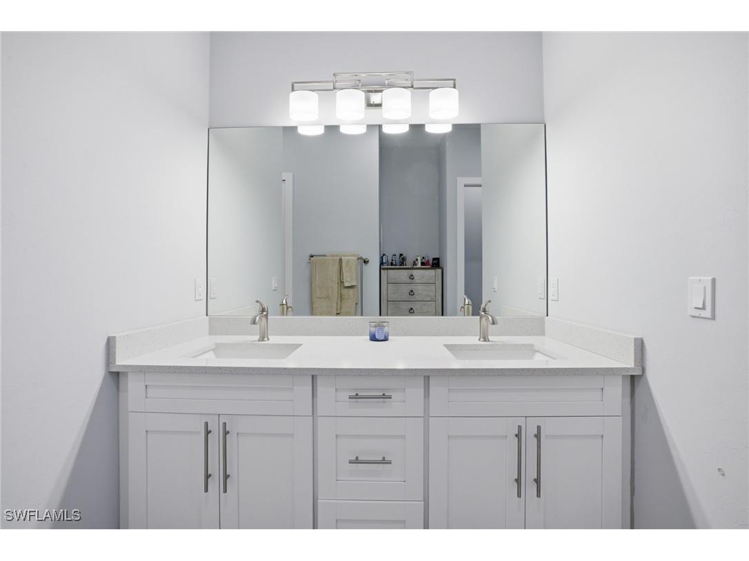 2842 8th Avenue NE Naples FL 34120 225084335 image15