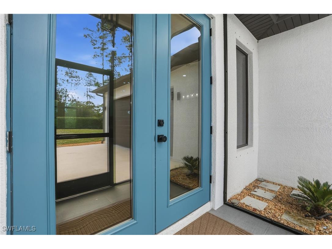 2843 18th Avenue NE Naples FL 34120 225083276 image8