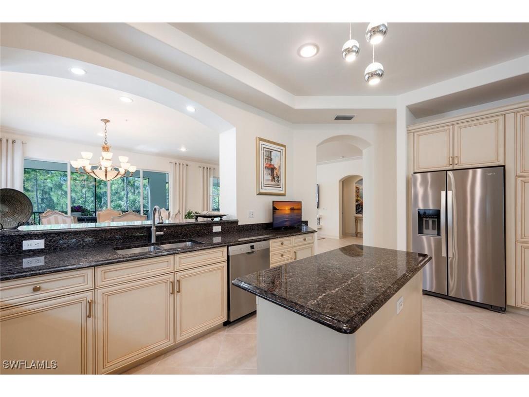 2843 Tiburon Boulevard E #7-102 Naples FL 34109 225079040 image35