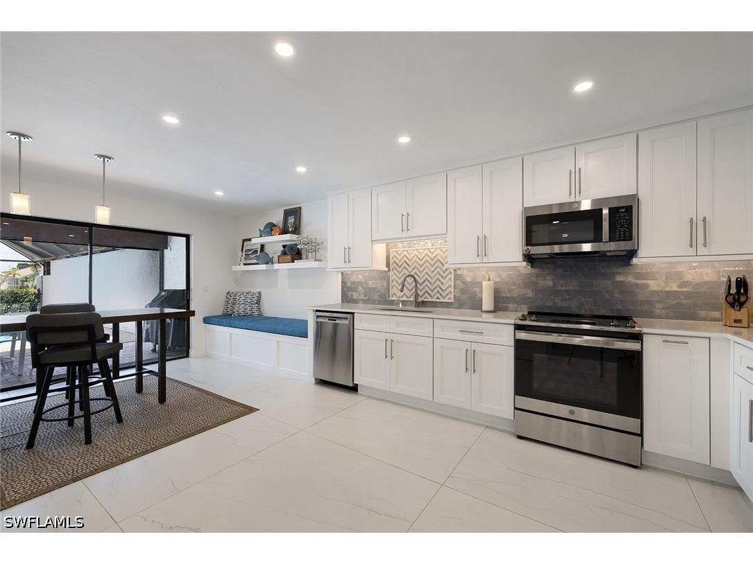 28432 Highgate Drive Bonita Springs FL 34135 226021469 image14