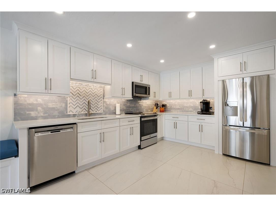 28432 Highgate Drive Bonita Springs FL 34135 226021469 image17