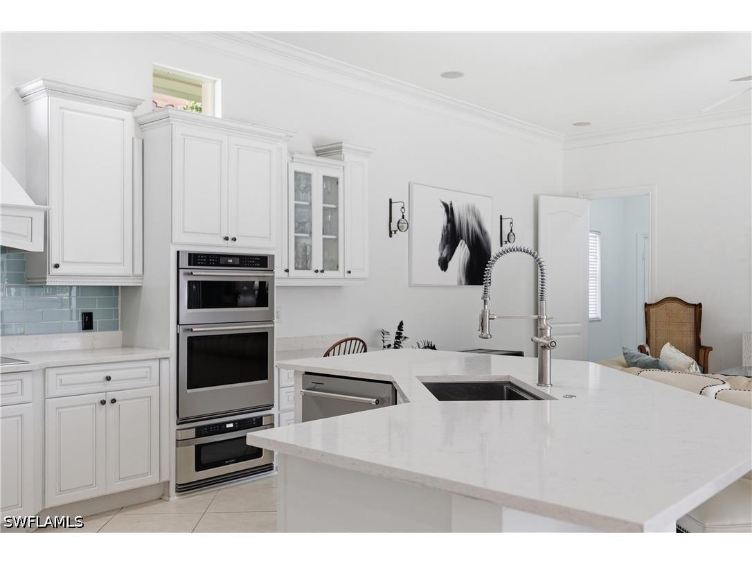 2844 Coco Lakes Drive Naples FL 34105 226015163 image13