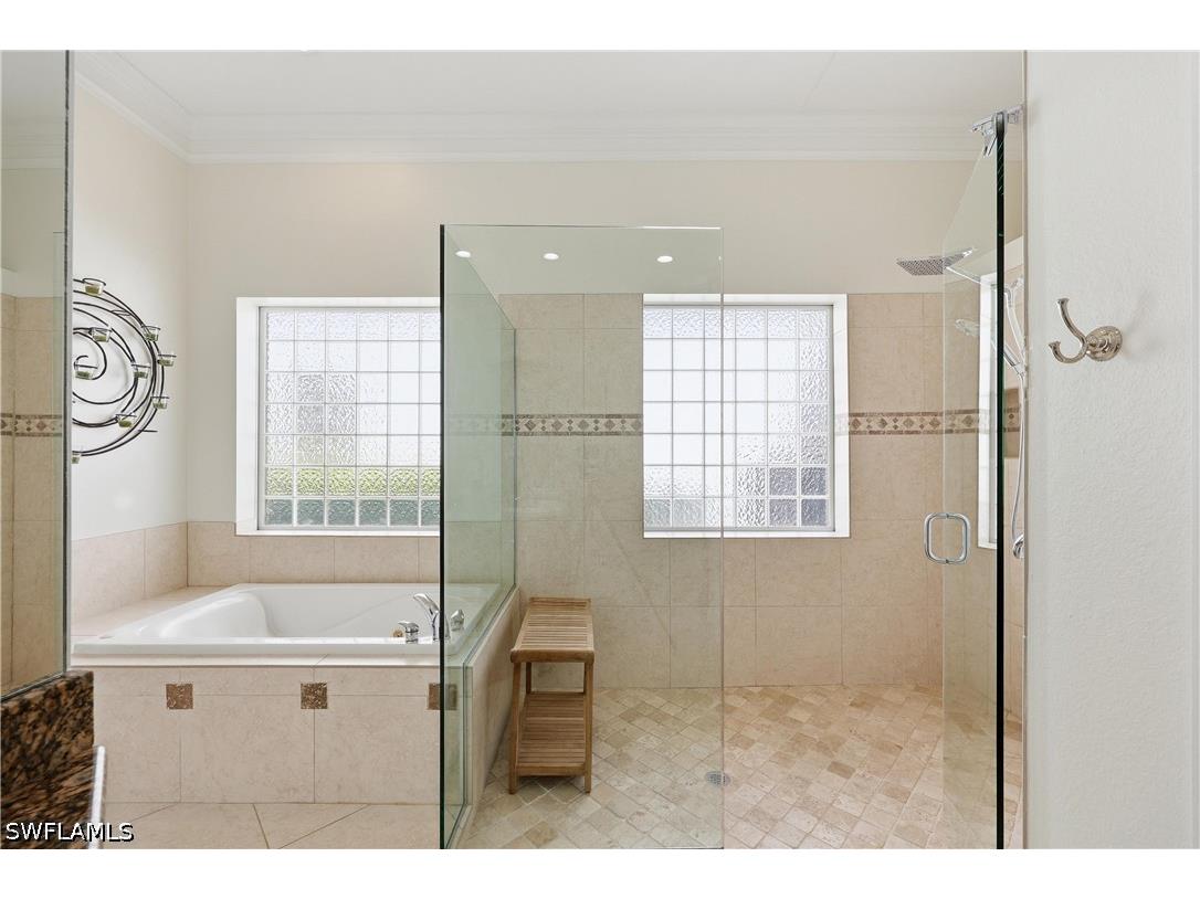 2844 Coco Lakes Drive Naples FL 34105 226015163 image19