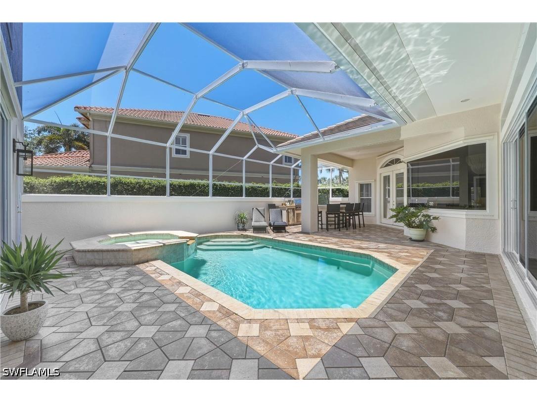 2844 Coco Lakes Drive Naples FL 34105 226015163 image2