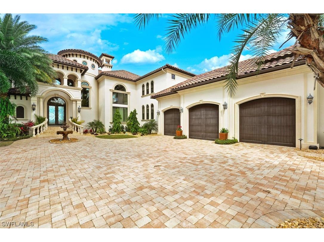 2844 Valencia Way Fort Myers FL 33901 223019291 image1