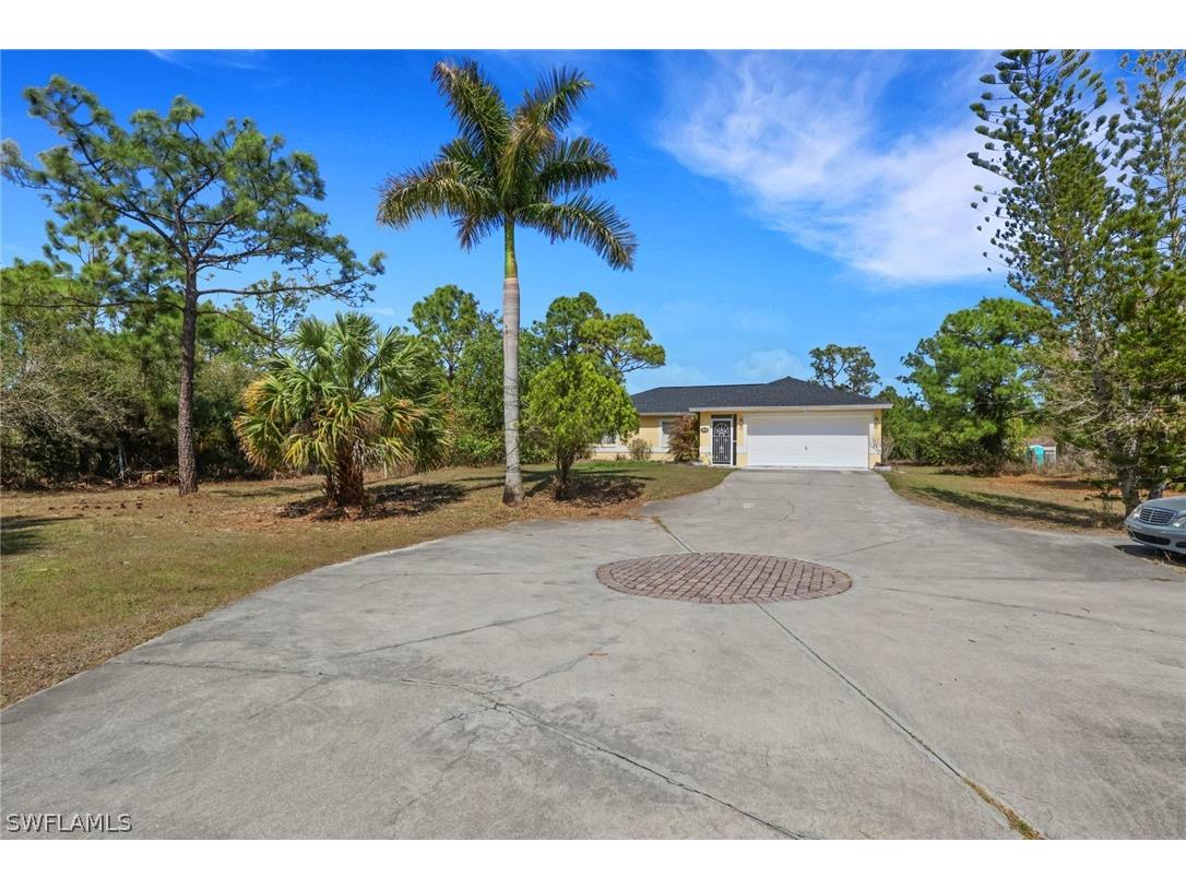 2845 39th Avenue NE Naples FL 34120 226008874 image1