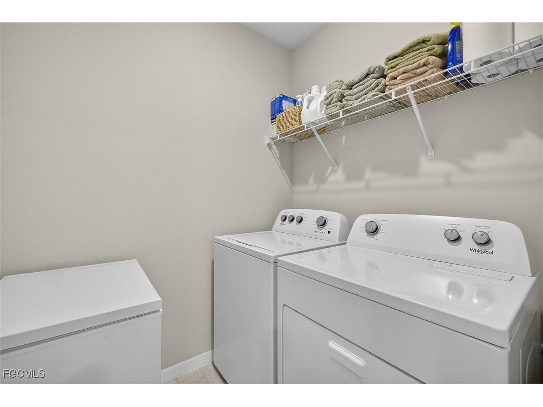 2845 Pillar Coral Lane North Fort Myers FL 33903 2025010712 image22