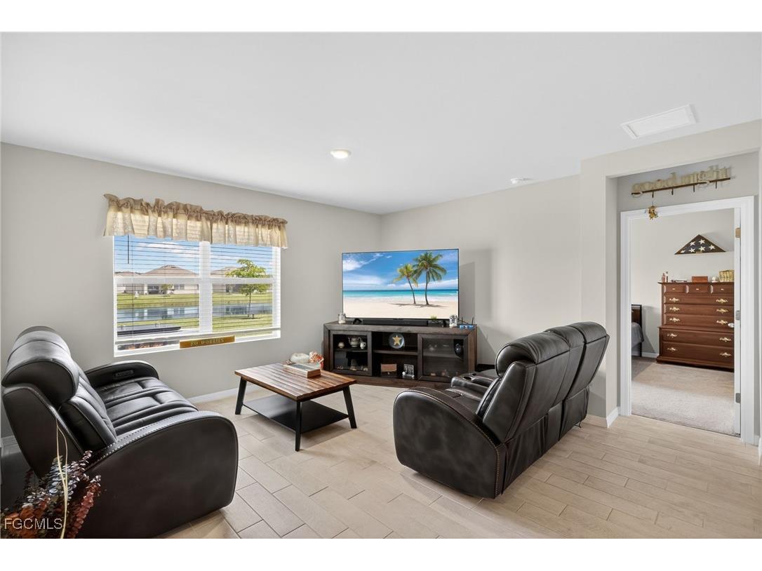 2845 Pillar Coral Lane North Fort Myers FL 33903 2025010712 image4