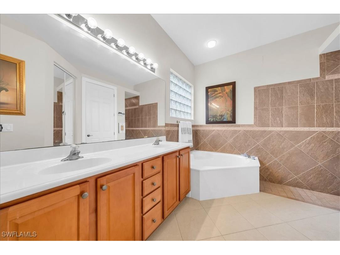 28466 Hidden Lake Drive Bonita Springs FL 34134 225072351 image11