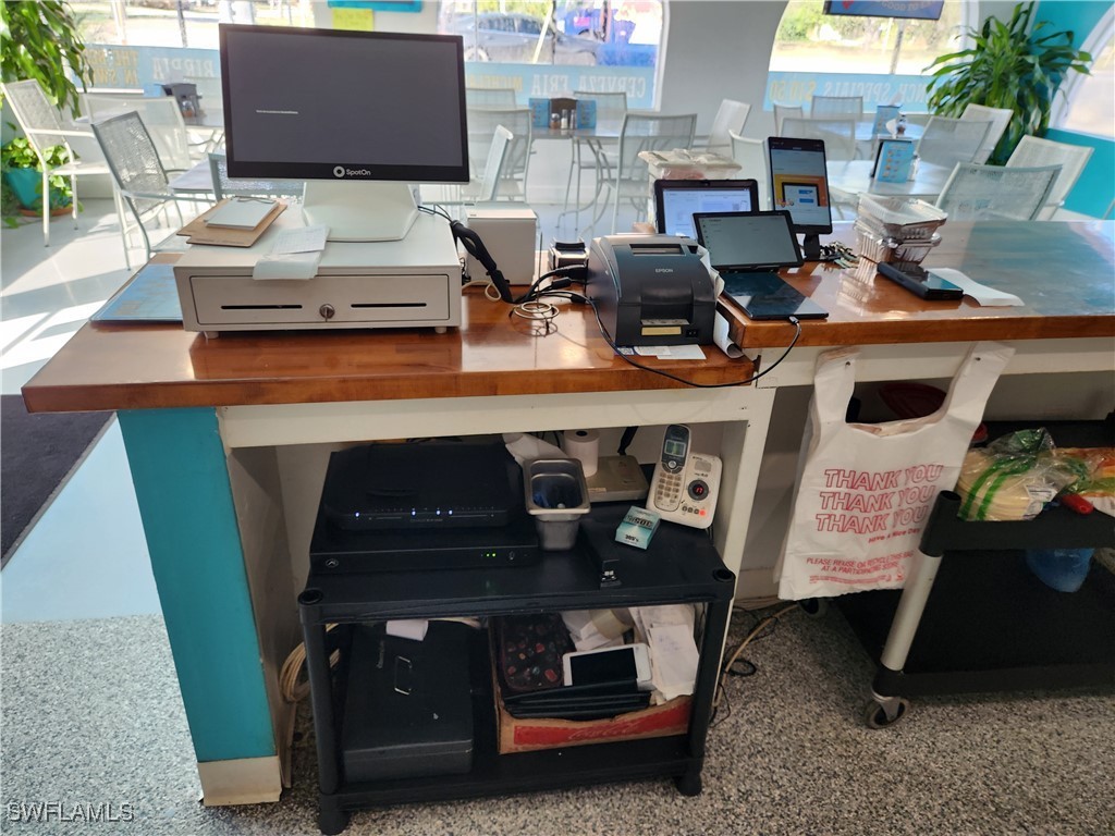 2847 Cleveland Avenue Fort Myers FL 33901 224089528 image14