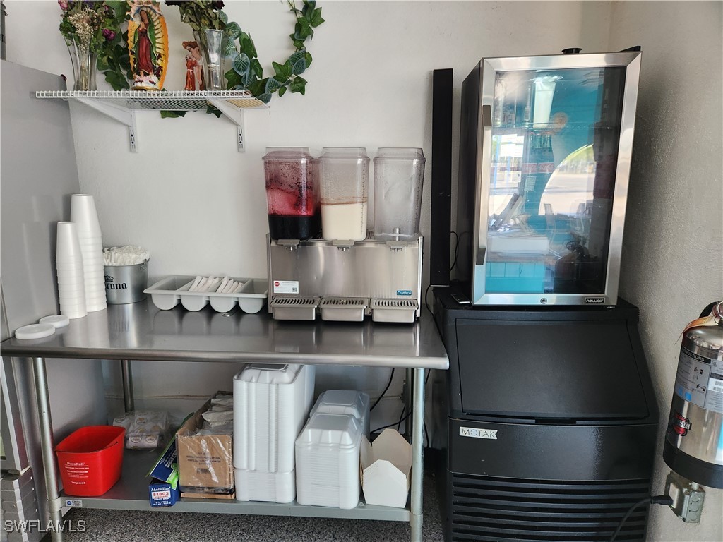 2847 Cleveland Avenue Fort Myers FL 33901 224089528 image23