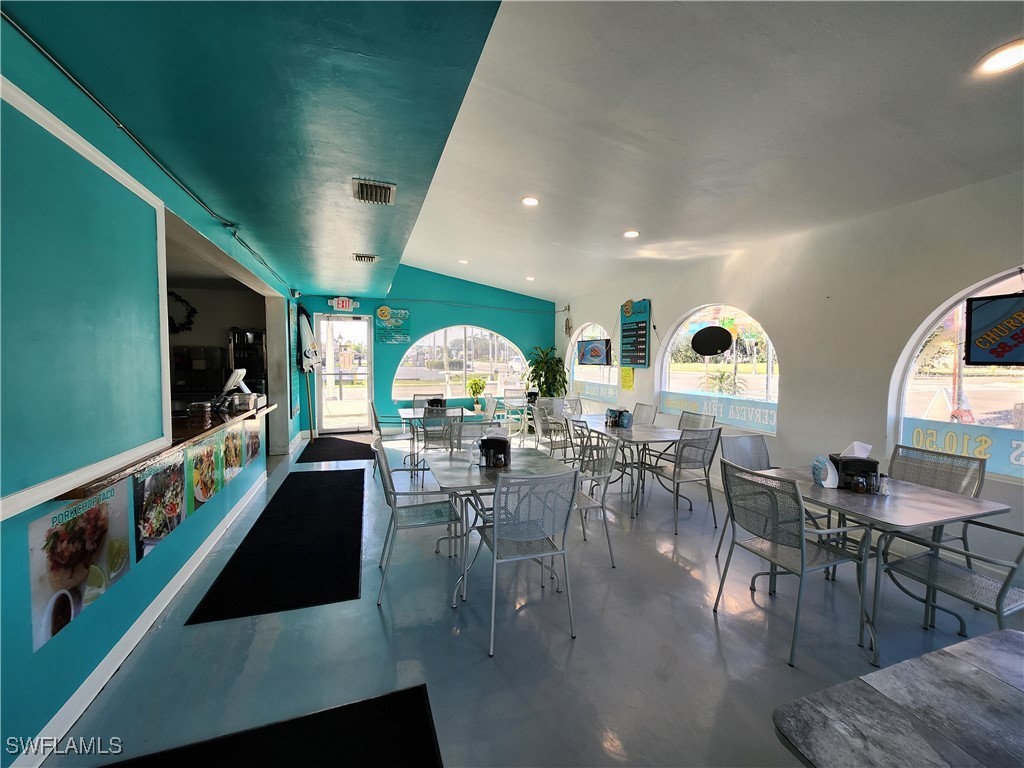 2847 Cleveland Avenue Fort Myers FL 33901 224089528 image8