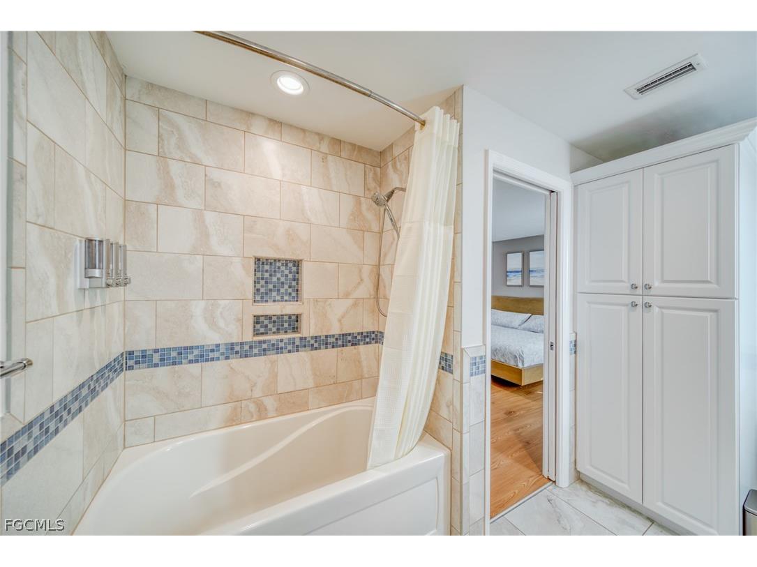 2847 SW 26th Place Cape Coral FL 33914 2026013991 image16
