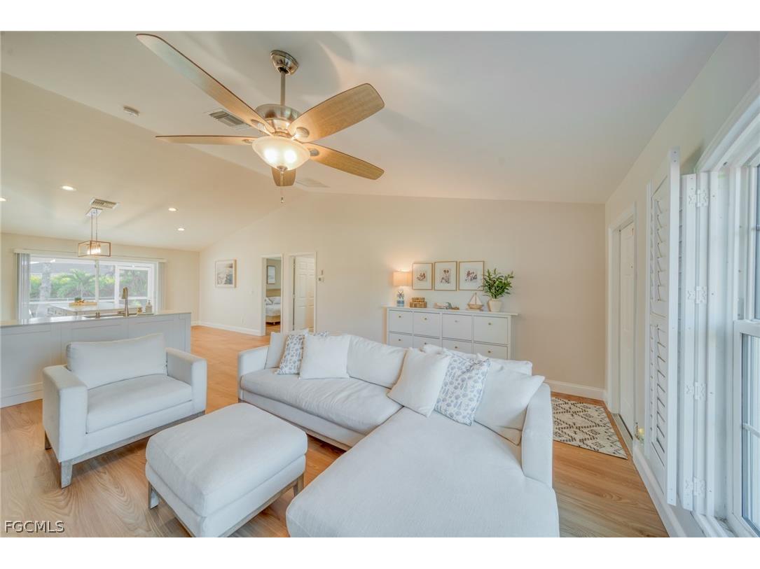 2847 SW 26th Place Cape Coral FL 33914 2026013991 image2