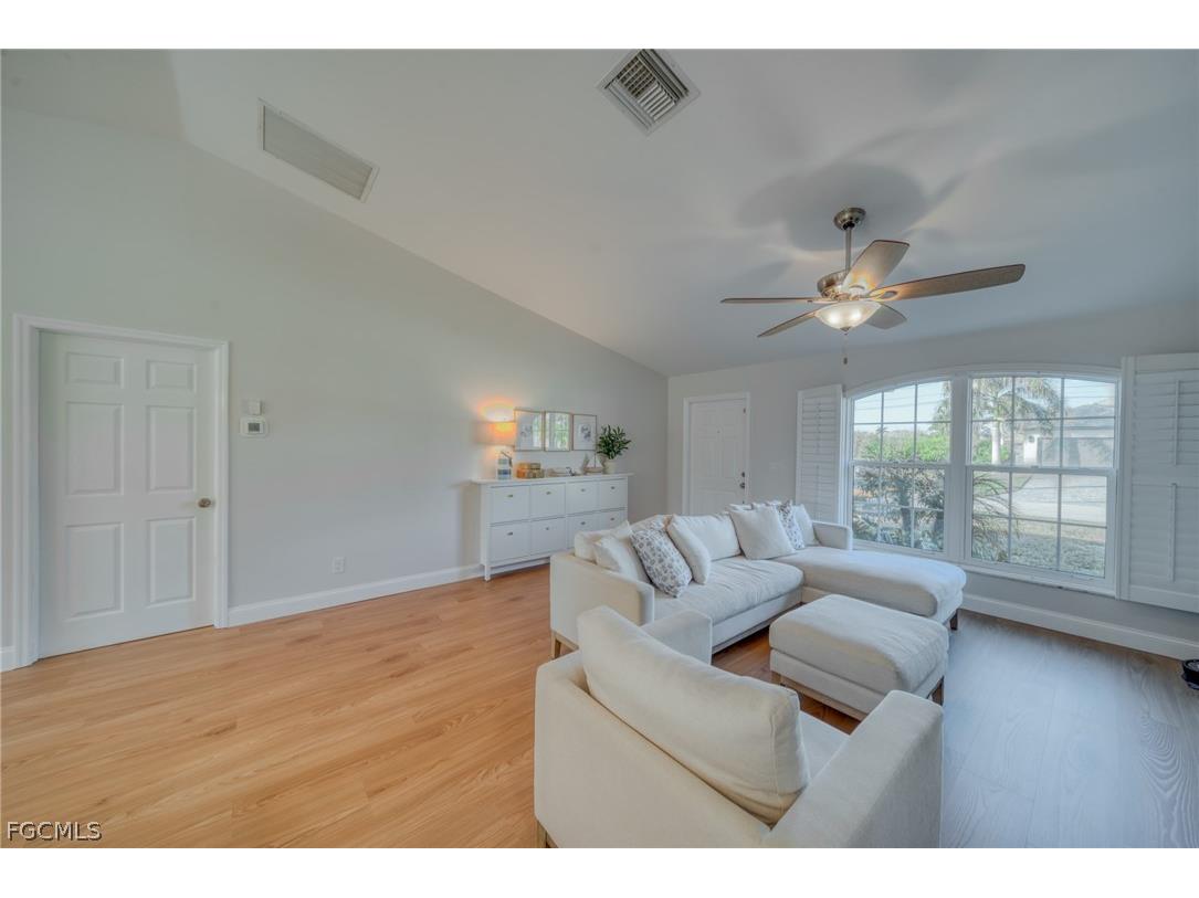 2847 SW 26th Place Cape Coral FL 33914 2026013991 image3