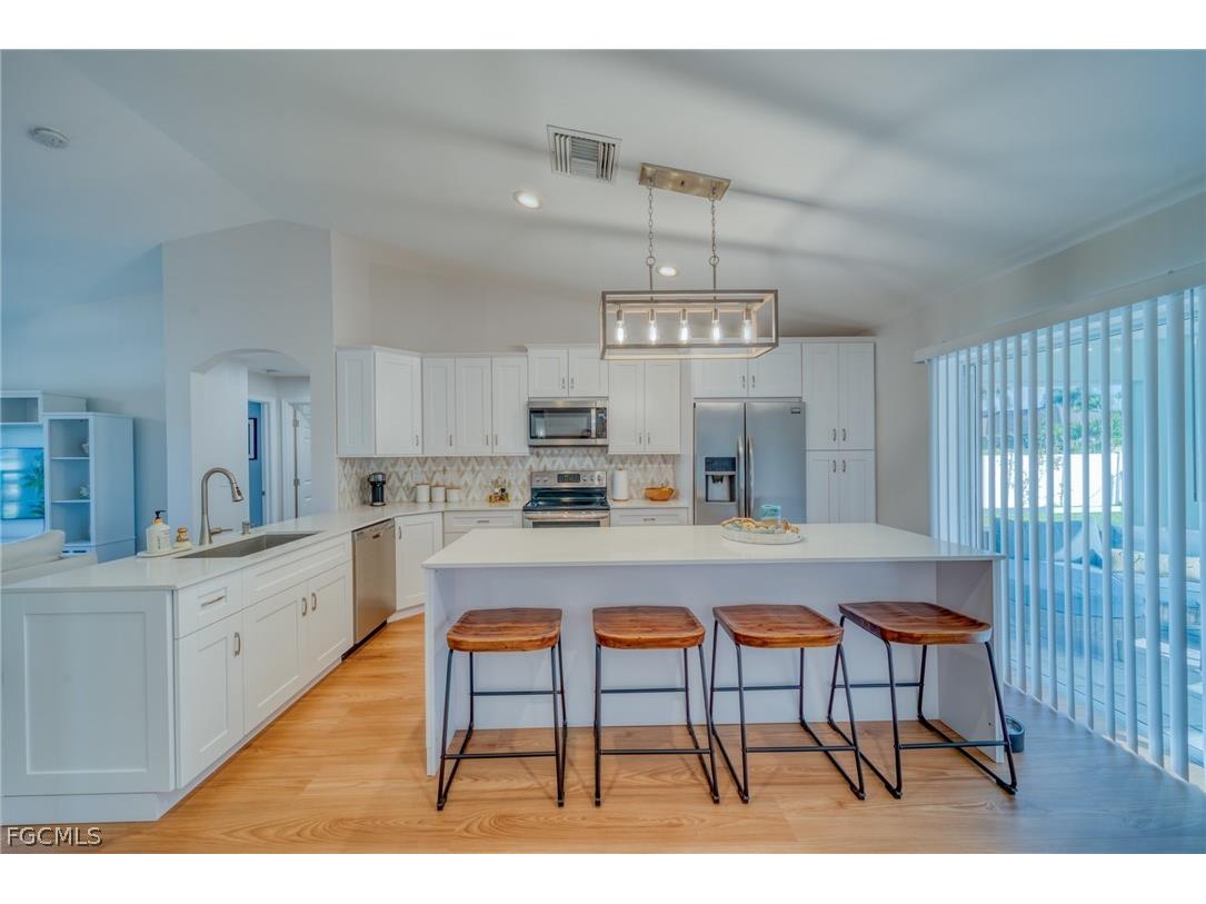2847 SW 26th Place Cape Coral FL 33914 2026013991 image5