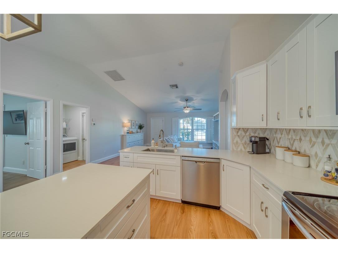 2847 SW 26th Place Cape Coral FL 33914 2026013991 image8