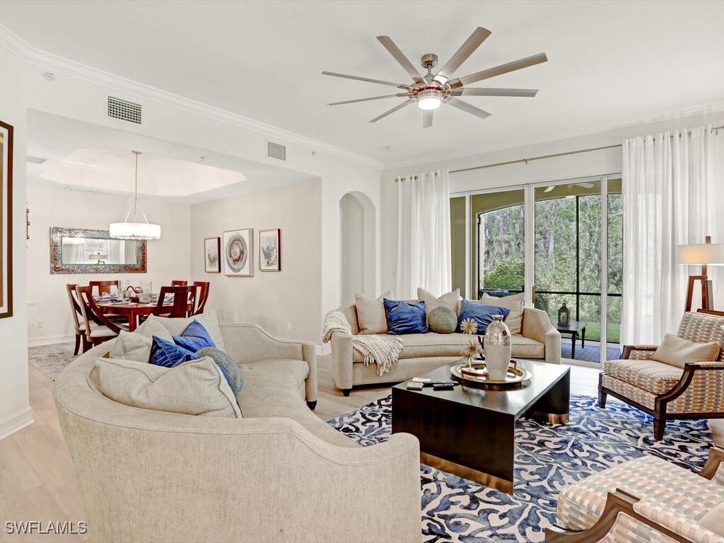 2847 Tiburon Boulevard E #8-101 Naples FL 34109 226004773 image9