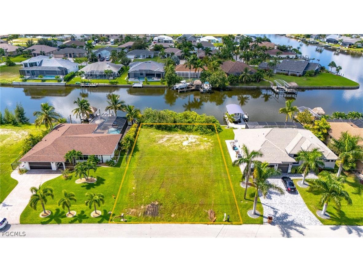 2848 SW 26th Place Cape Coral FL 33914 2026008064 image1