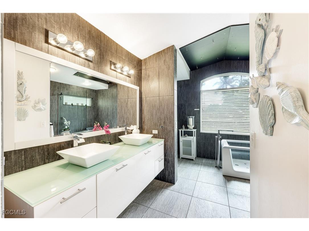 2849 SW 50th Terrace Cape Coral FL 33914 2025000344 image25