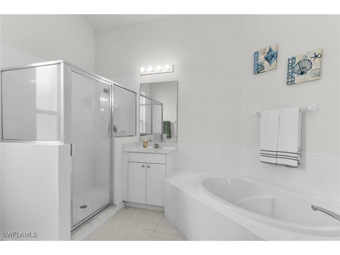 285 Cays Drive #2310 Naples FL 34114 226002353 image19
