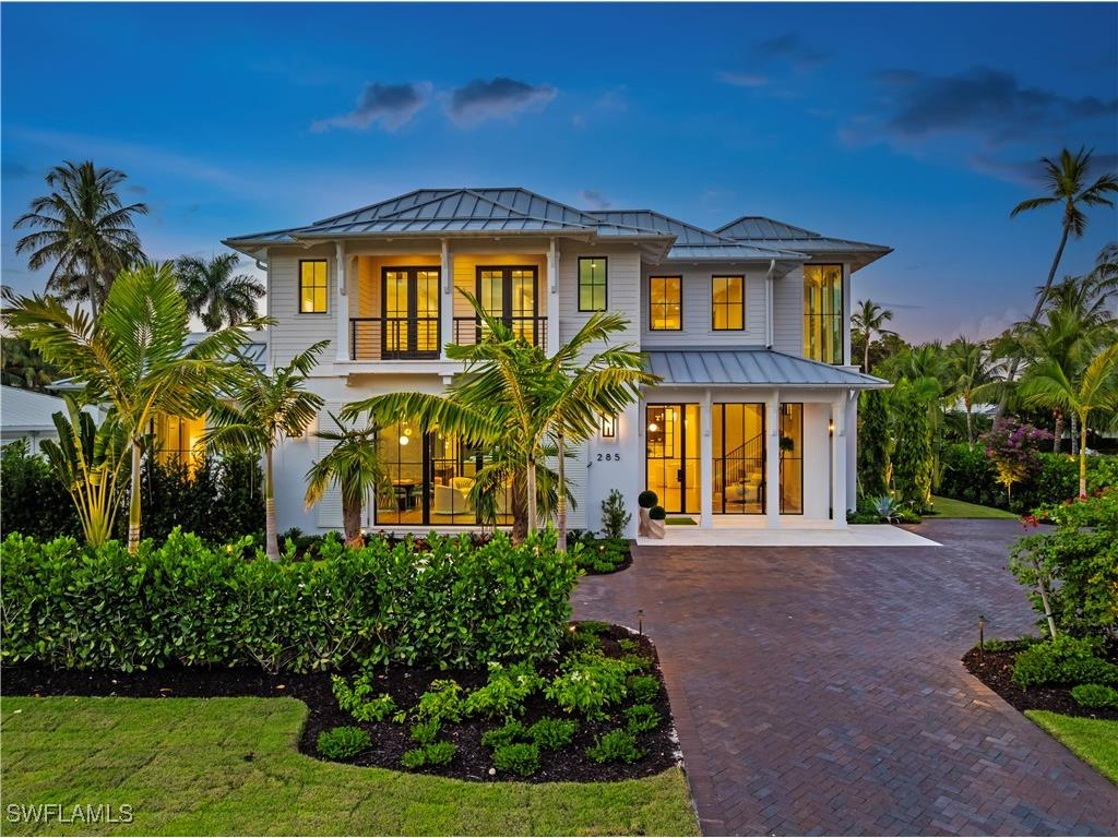 285 Central Avenue Naples FL 34102 225073939 image1