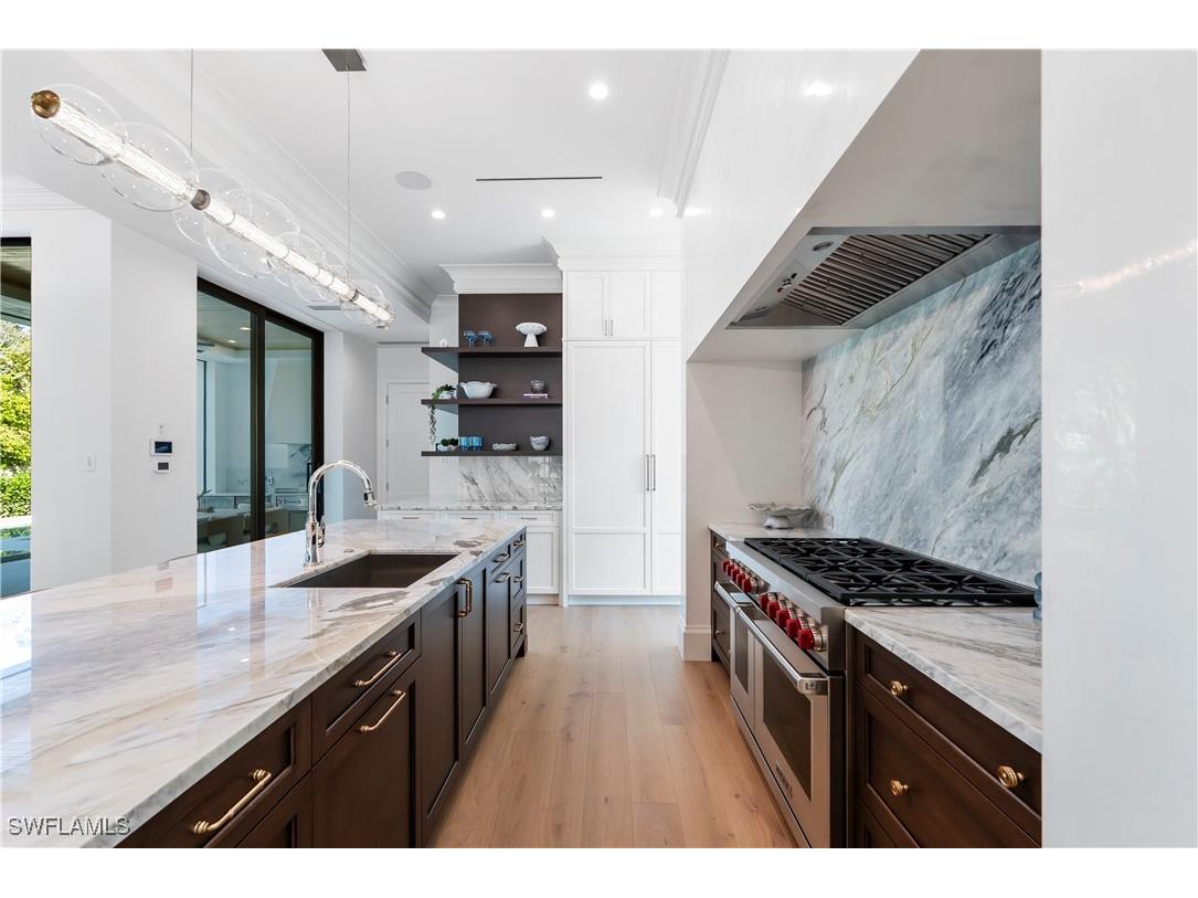 285 Central Avenue Naples FL 34102 225073939 image10