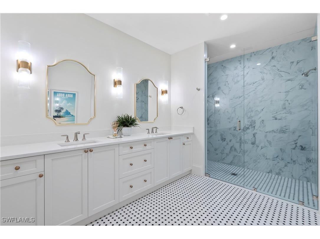 285 Central Avenue Naples FL 34102 225073939 image30