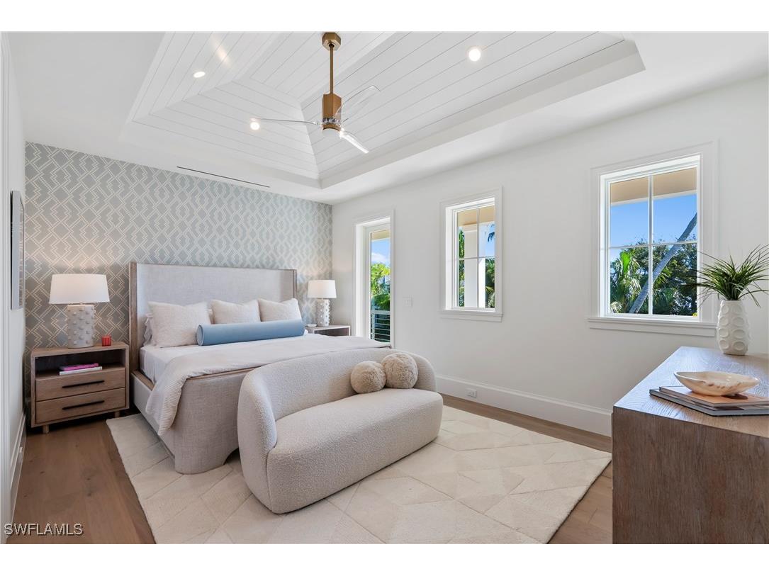 285 Central Avenue Naples FL 34102 225073939 image31